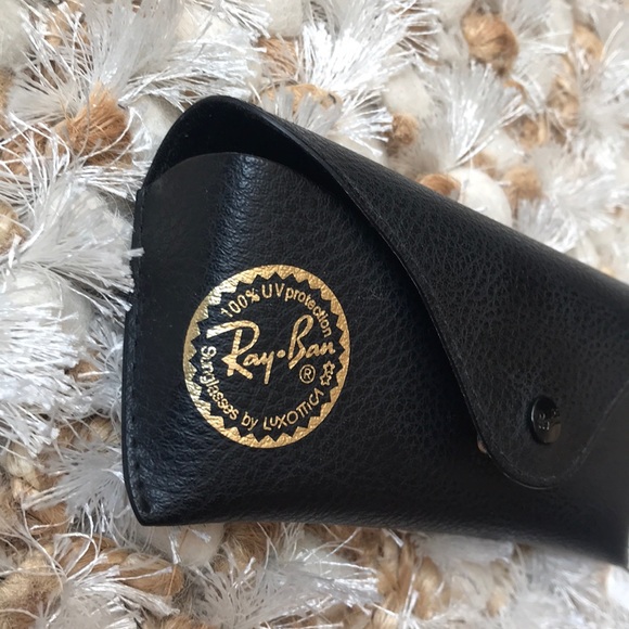 Ray-Ban Glasses Case - Picture 4 of 6
